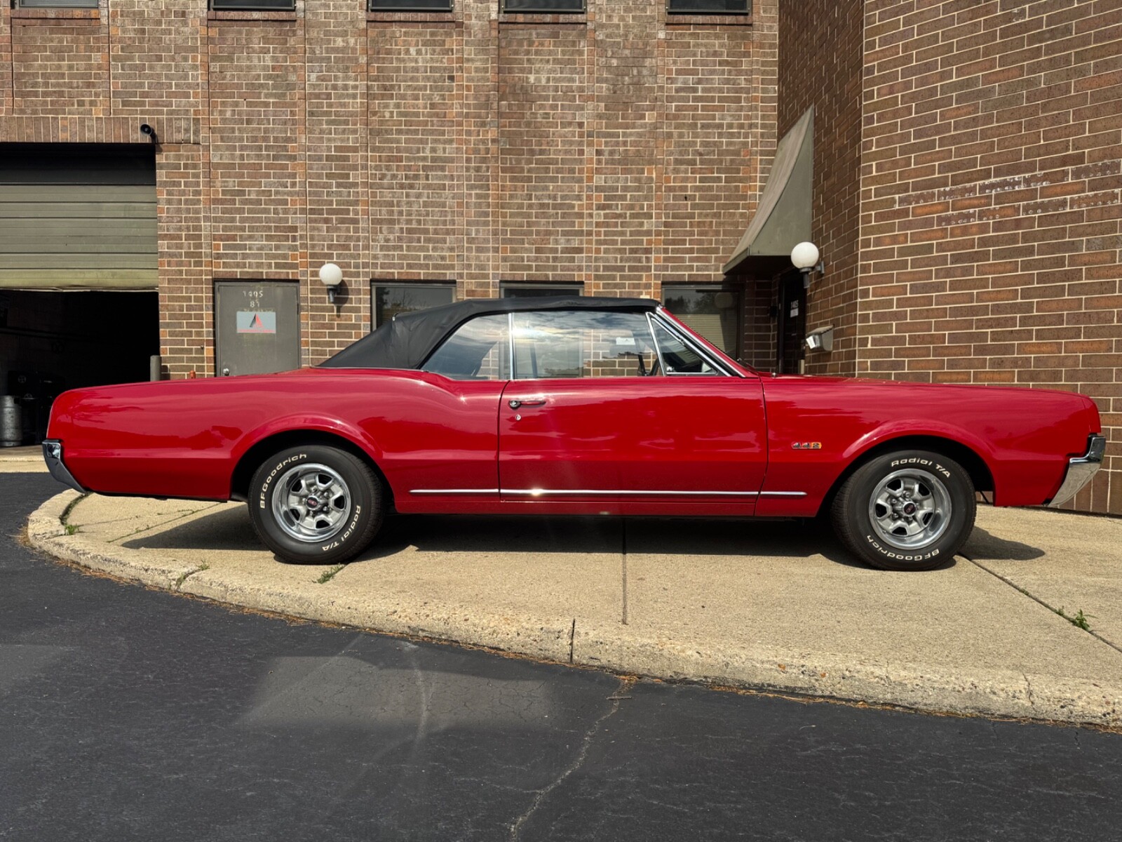 Oldsmobile-Cutlass-1967-Convertible-12