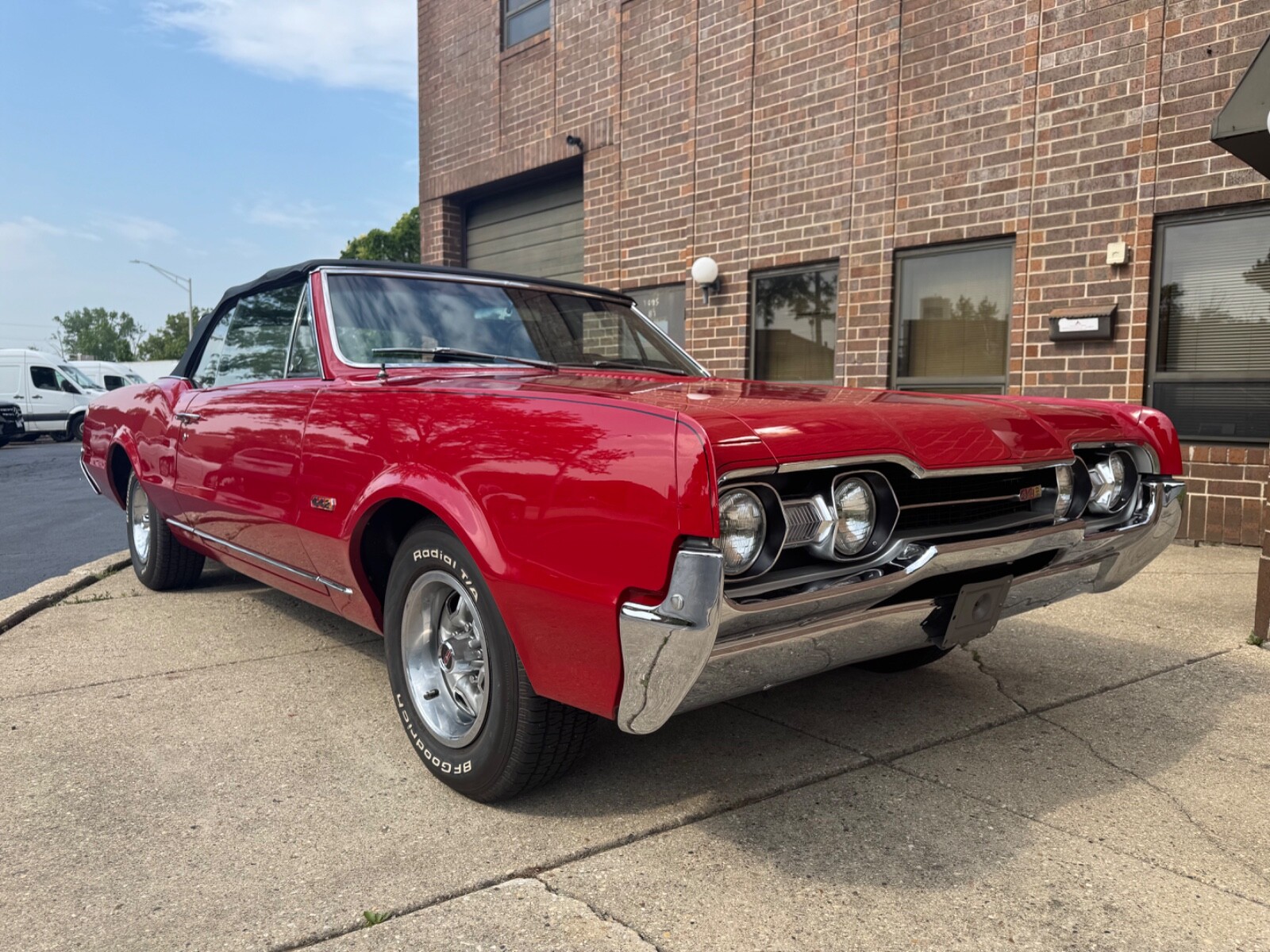 Oldsmobile-Cutlass-1967-Convertible-14