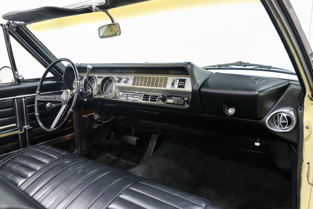 Oldsmobile-Cutlass-1967-Convertible-20