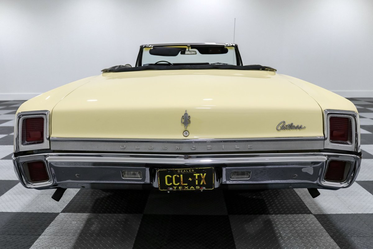 Oldsmobile-Cutlass-1967-Convertible-8