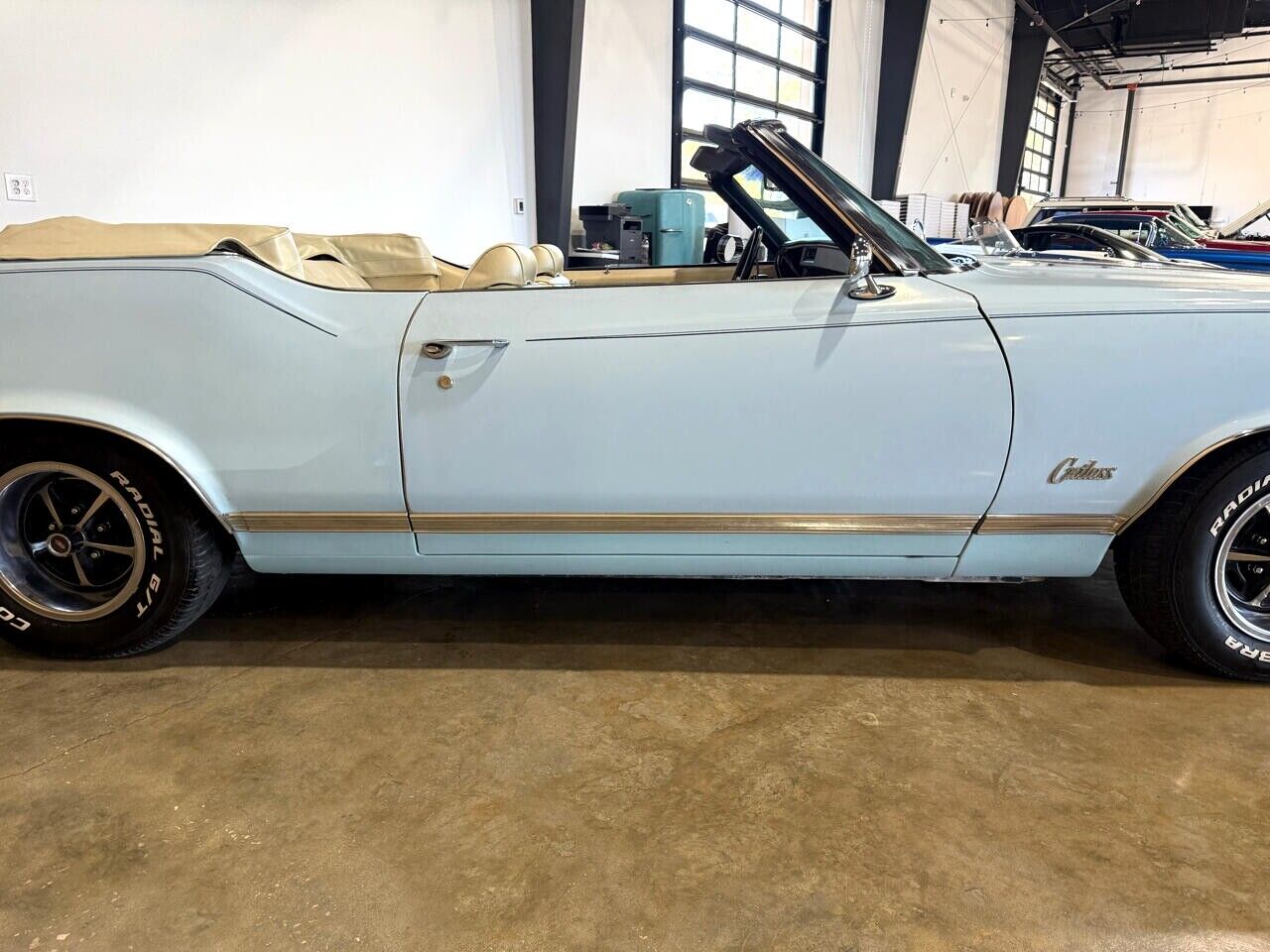 Oldsmobile-Cutlass-1970-American-Muscle-Car-10