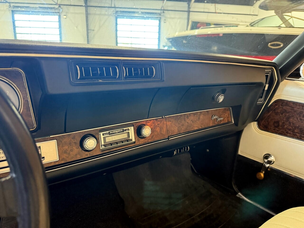Oldsmobile-Cutlass-1970-American-Muscle-Car-32