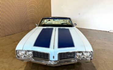 Oldsmobile-Cutlass-1970-American-Muscle-Car-5