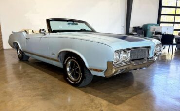 Oldsmobile-Cutlass-1970-American-Muscle-Car-6