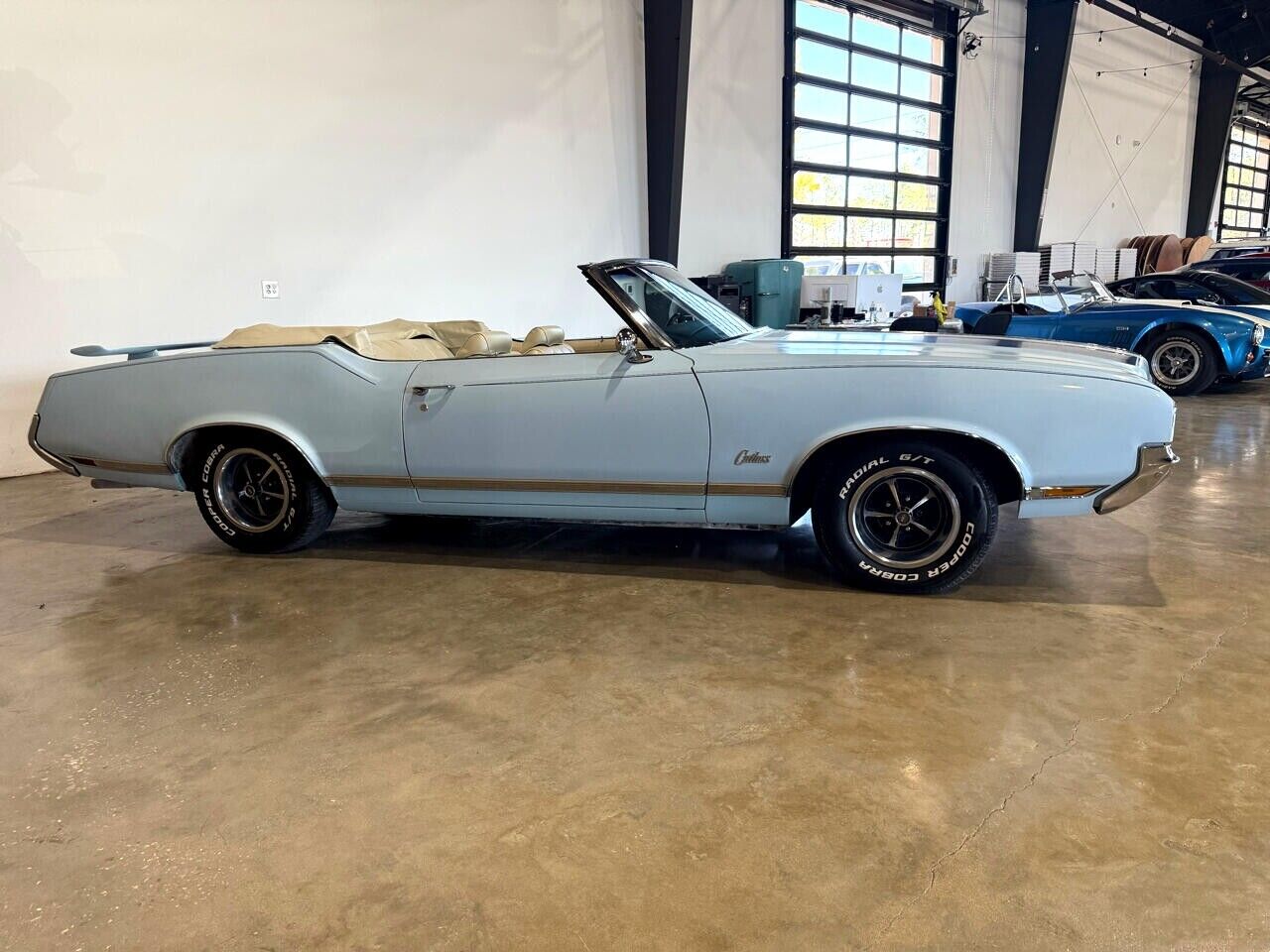 Oldsmobile-Cutlass-1970-American-Muscle-Car-9