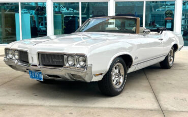 Oldsmobile-Cutlass-1970-Convertible-11