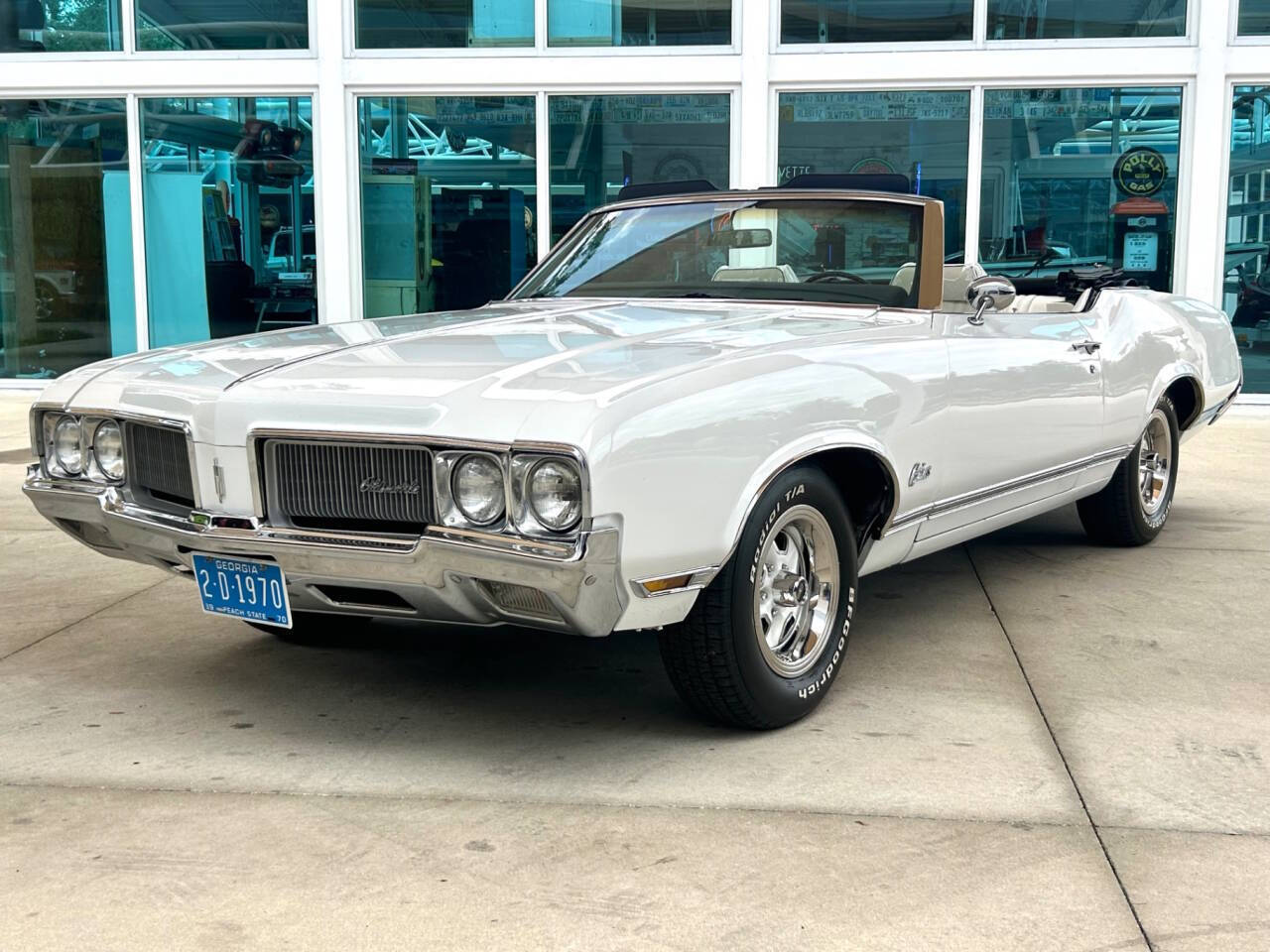 Oldsmobile-Cutlass-1970-Convertible-11