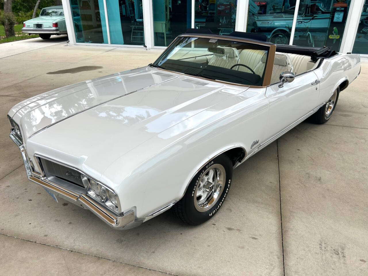 Oldsmobile-Cutlass-1970-Convertible-25