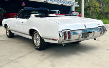 Oldsmobile-Cutlass-1970-Convertible-9