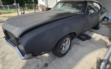 Oldsmobile-Cutlass-1971-Coupe-2