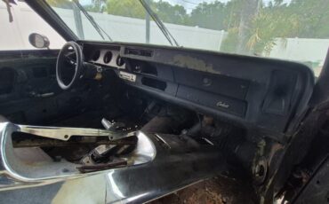 Oldsmobile-Cutlass-1971-Coupe-23
