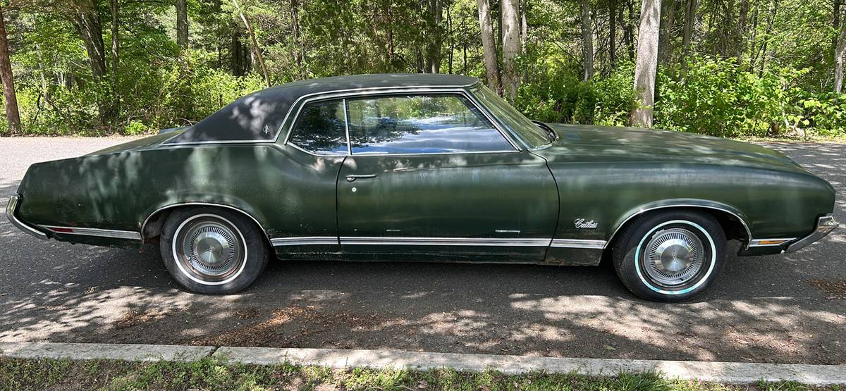 Oldsmobile-Cutlass-1971-green-1