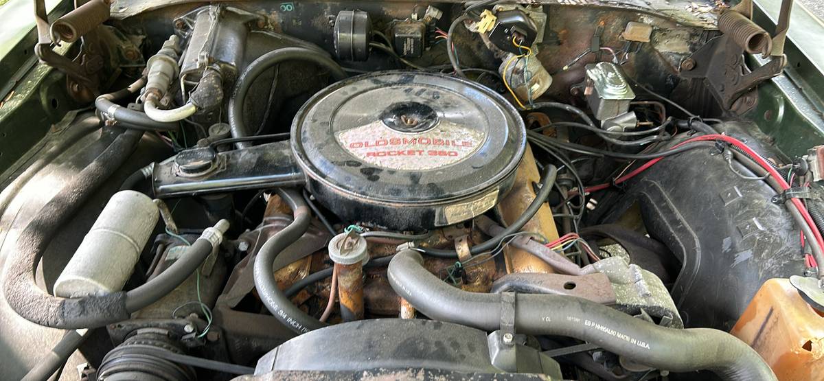 Oldsmobile-Cutlass-1971-green-2