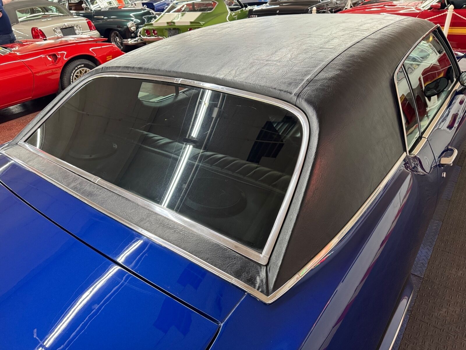 Oldsmobile-Cutlass-1972-2-Door-14