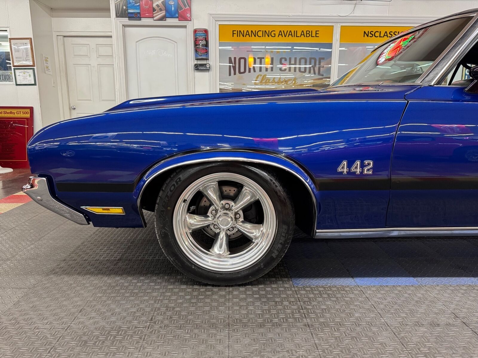 Oldsmobile-Cutlass-1972-2-Door-16
