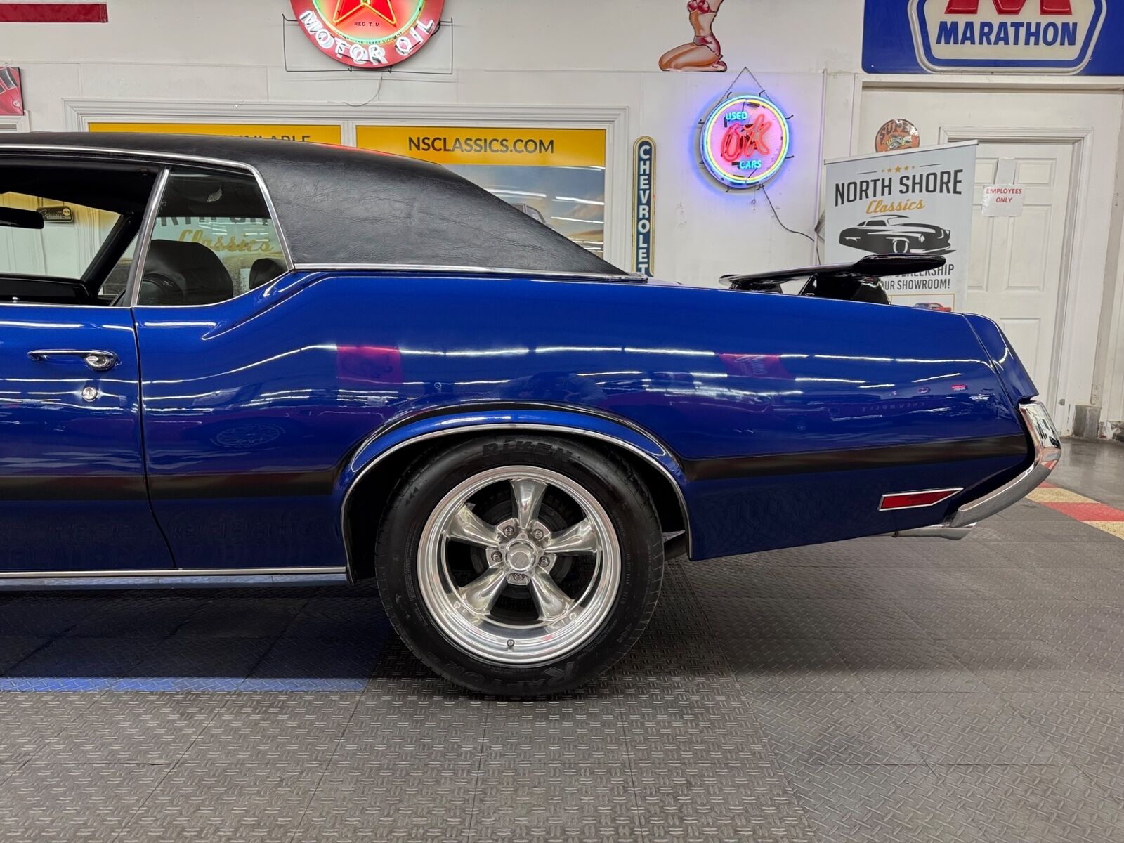 Oldsmobile-Cutlass-1972-2-Door-18