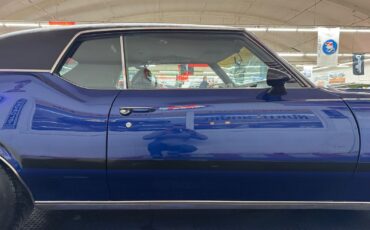 Oldsmobile-Cutlass-1972-2-Door-24