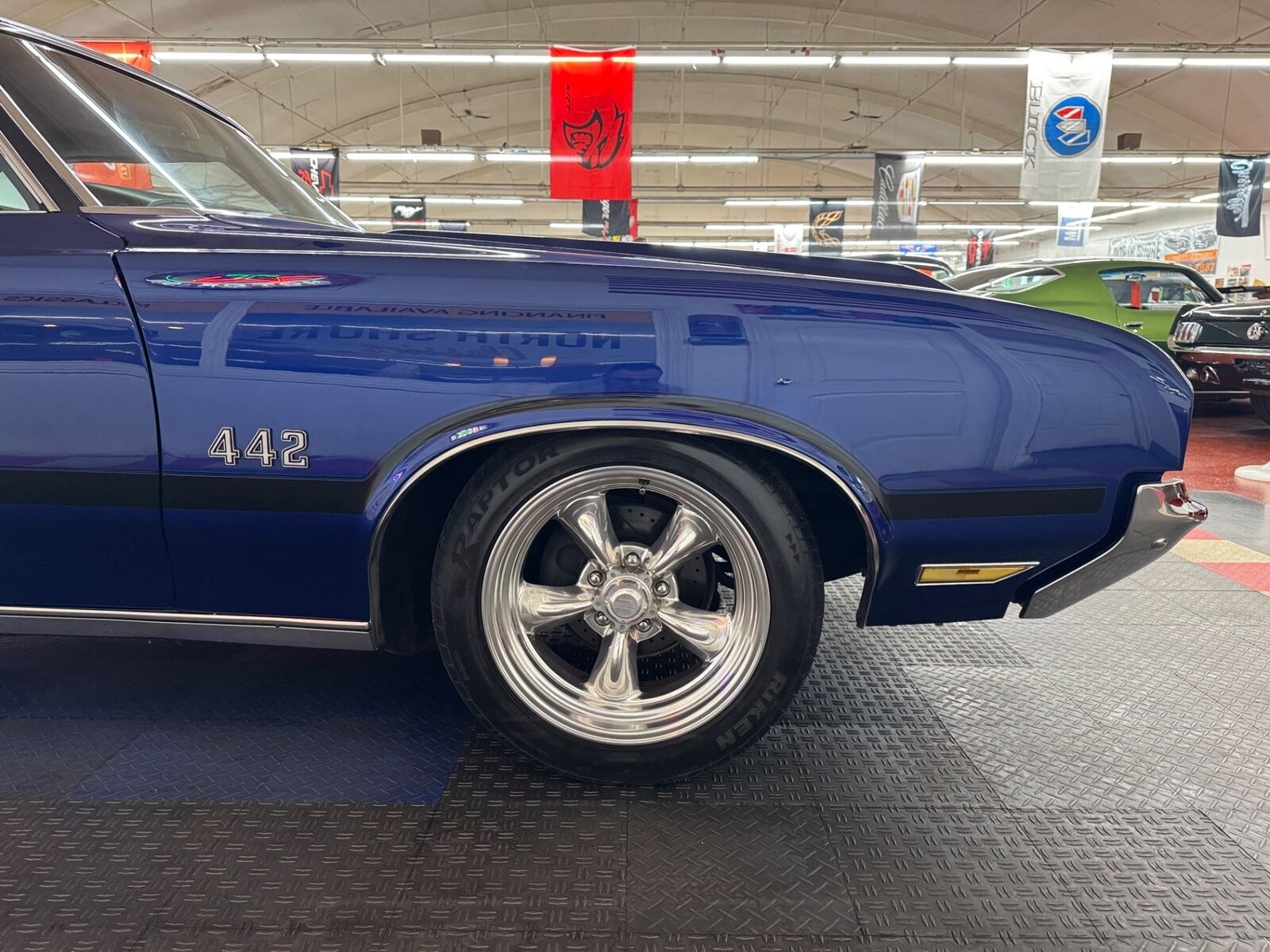 Oldsmobile-Cutlass-1972-2-Door-25