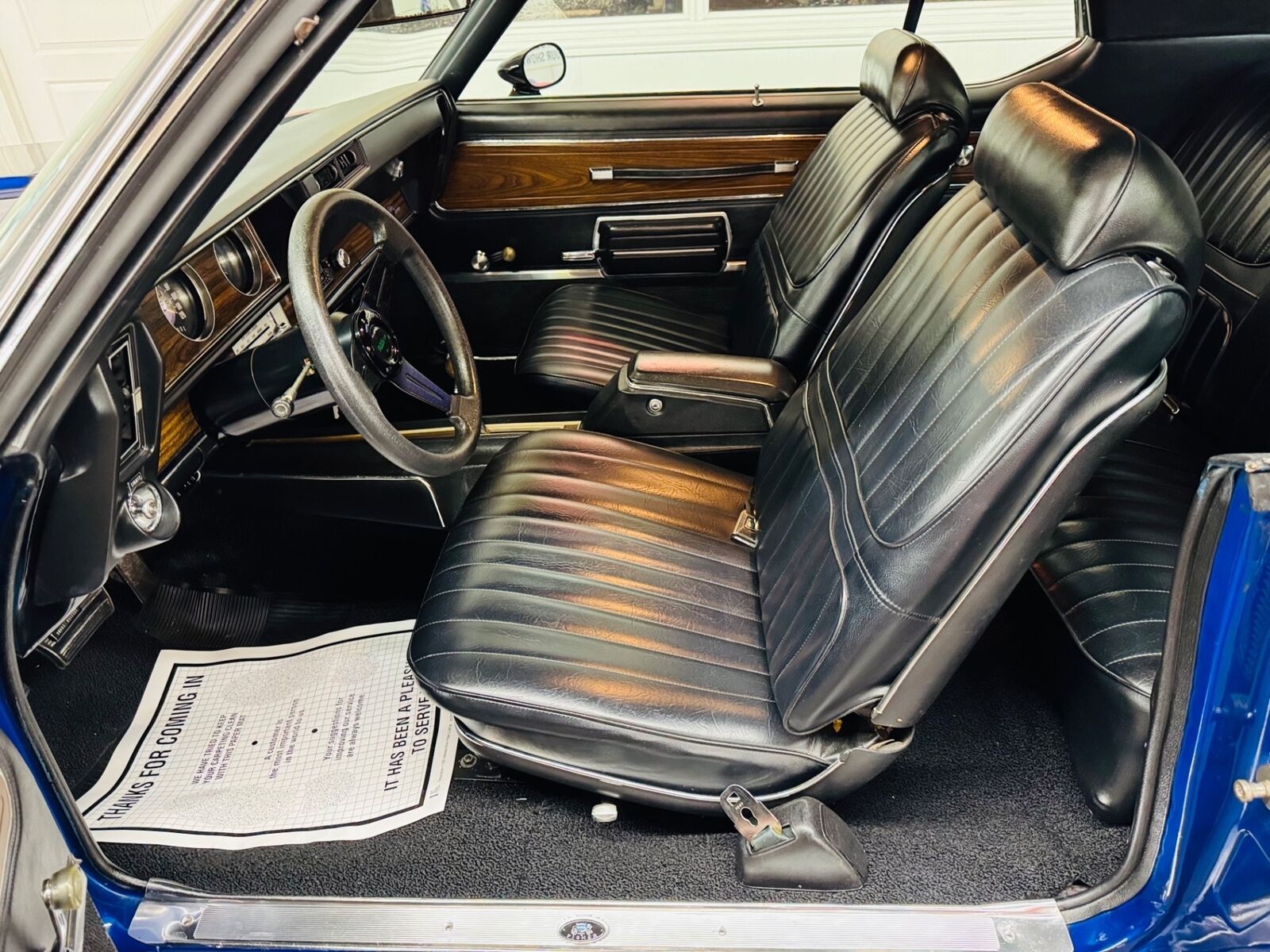 Oldsmobile-Cutlass-1972-2-Door-28