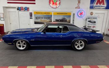 Oldsmobile-Cutlass-1972-2-Door-3