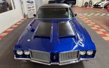 Oldsmobile-Cutlass-1972-2-Door-4