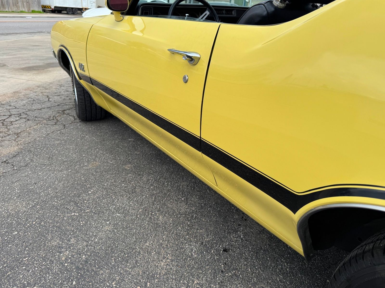Oldsmobile-Cutlass-1972-Convertible-11