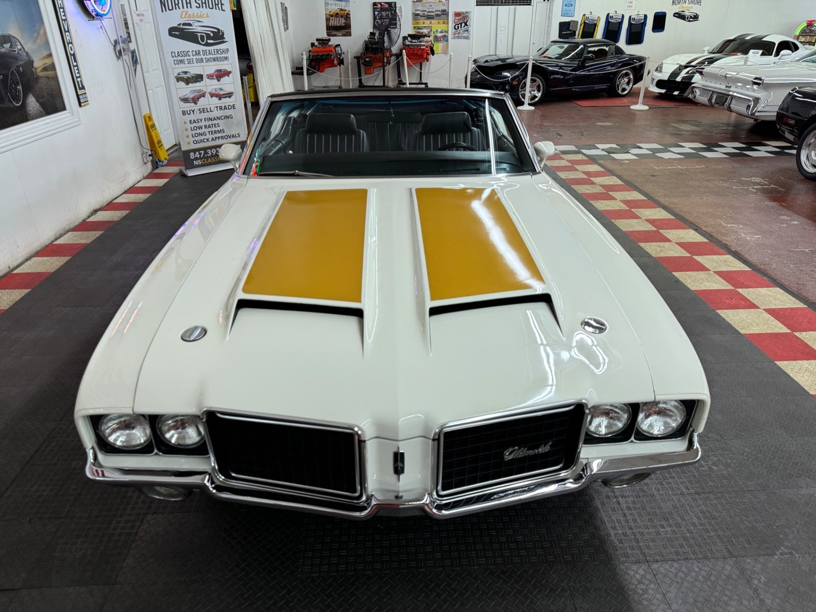Oldsmobile-Cutlass-1972-Convertible-11