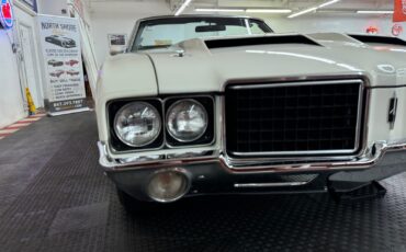 Oldsmobile-Cutlass-1972-Convertible-13