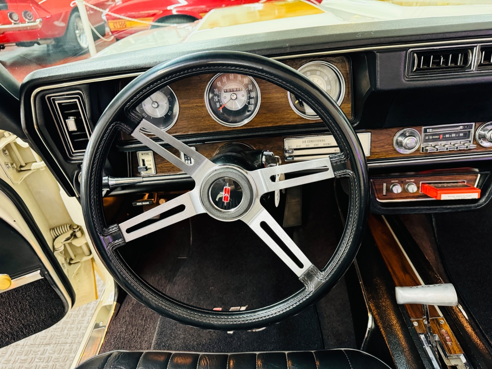 Oldsmobile-Cutlass-1972-Convertible-38