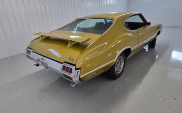 Oldsmobile-Cutlass-1972-Coupe-1
