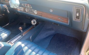 Oldsmobile-Cutlass-1972-Coupe-13