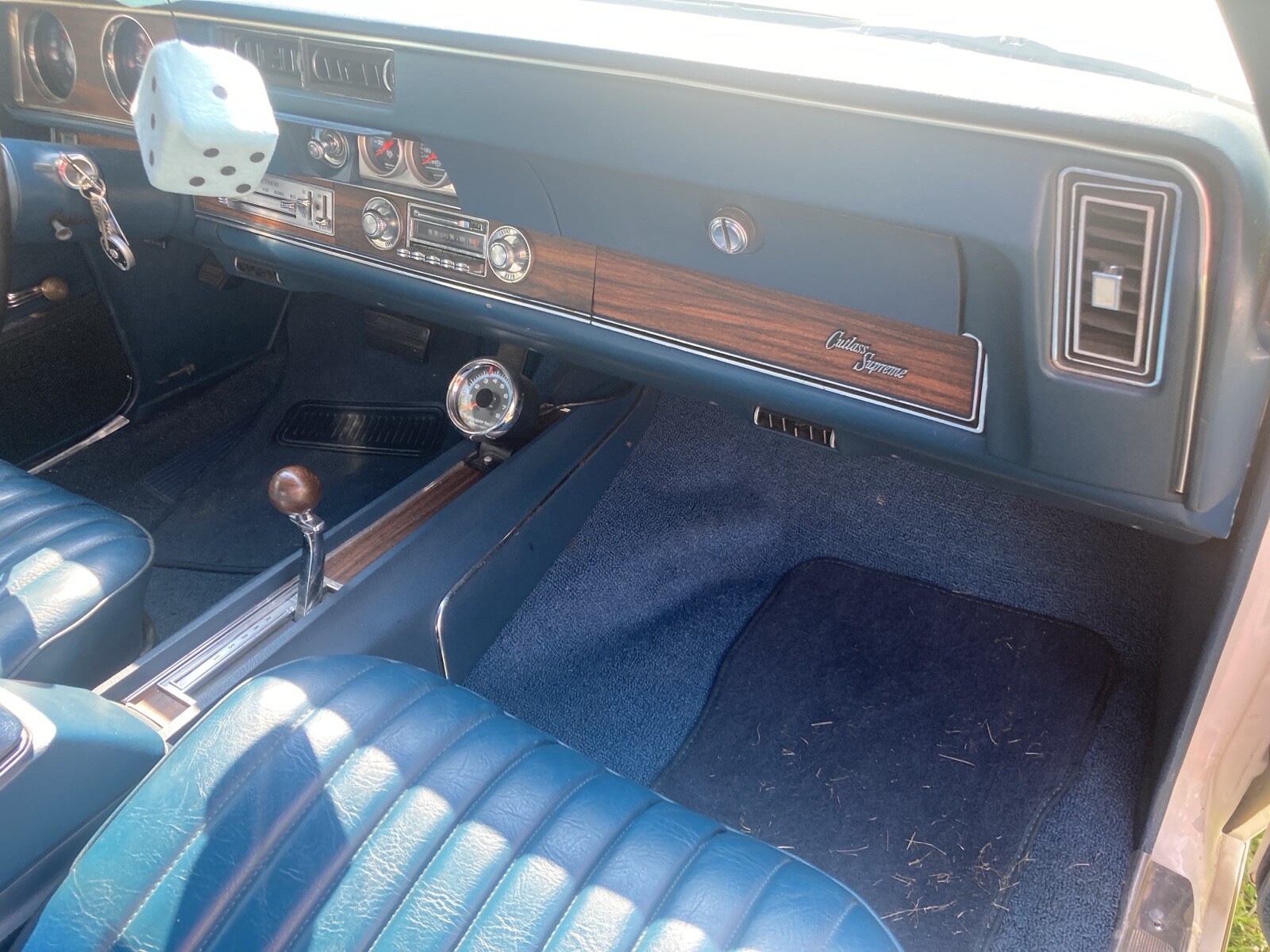 Oldsmobile-Cutlass-1972-Coupe-13