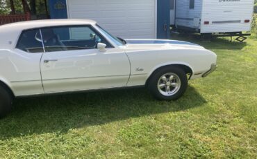 Oldsmobile-Cutlass-1972-Coupe-3