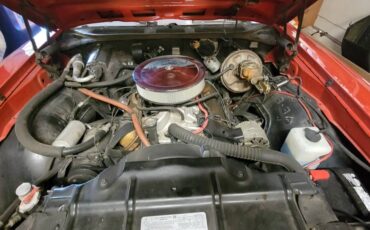 Oldsmobile-Cutlass-1972-red-8