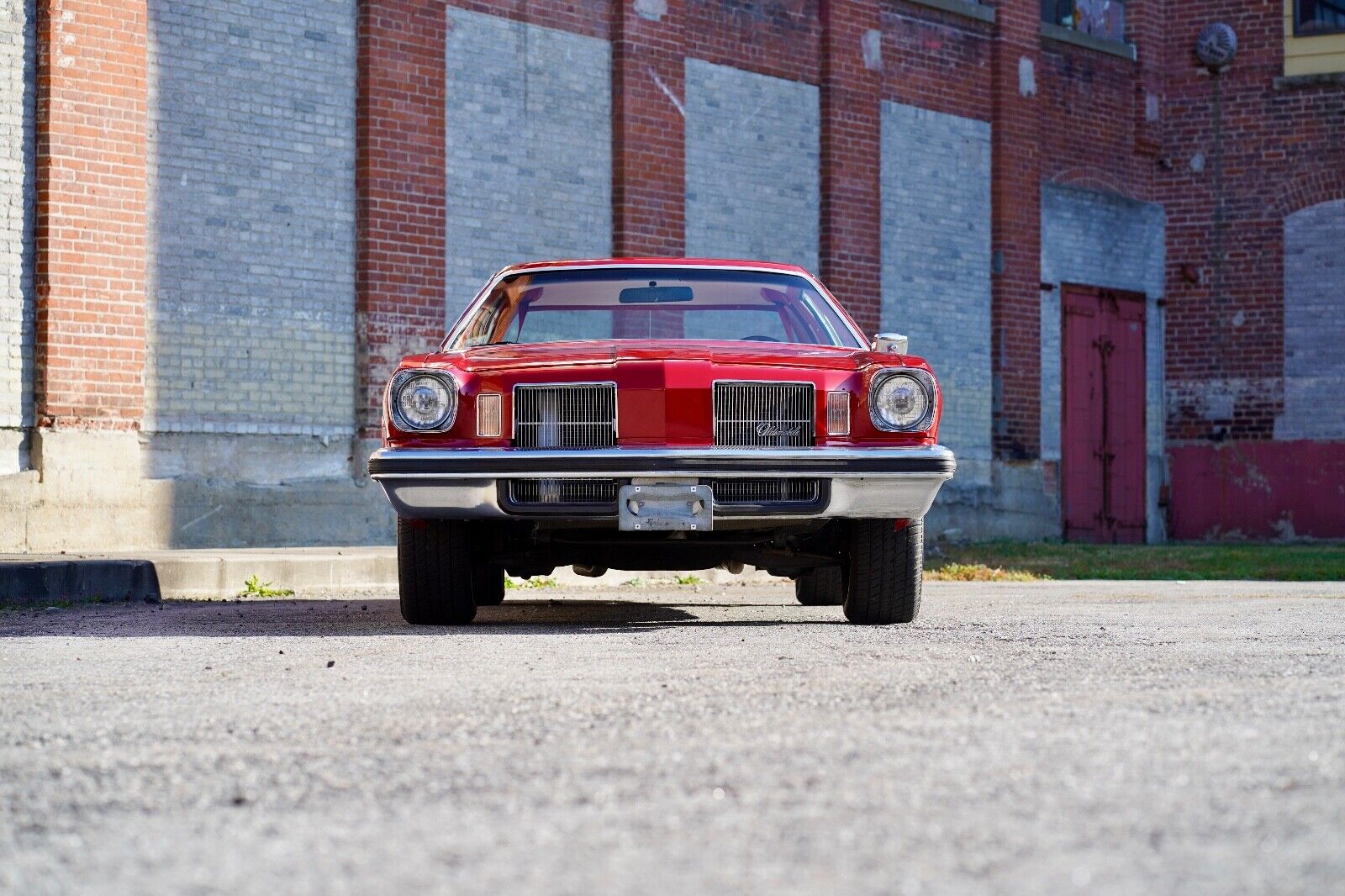 Oldsmobile-Cutlass-1974-Coupe-1
