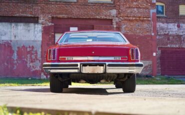 Oldsmobile-Cutlass-1974-Coupe-15
