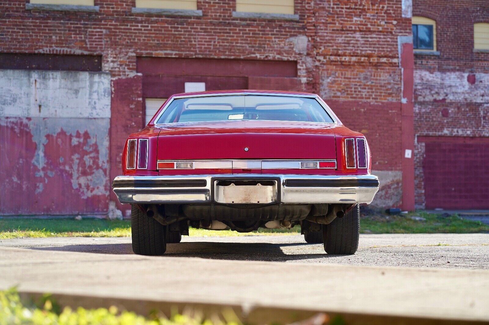 Oldsmobile-Cutlass-1974-Coupe-15