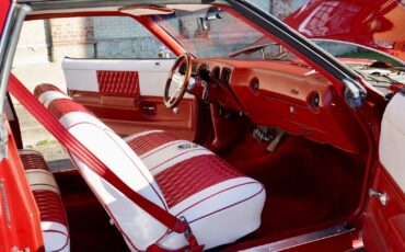 Oldsmobile-Cutlass-1974-Coupe-19
