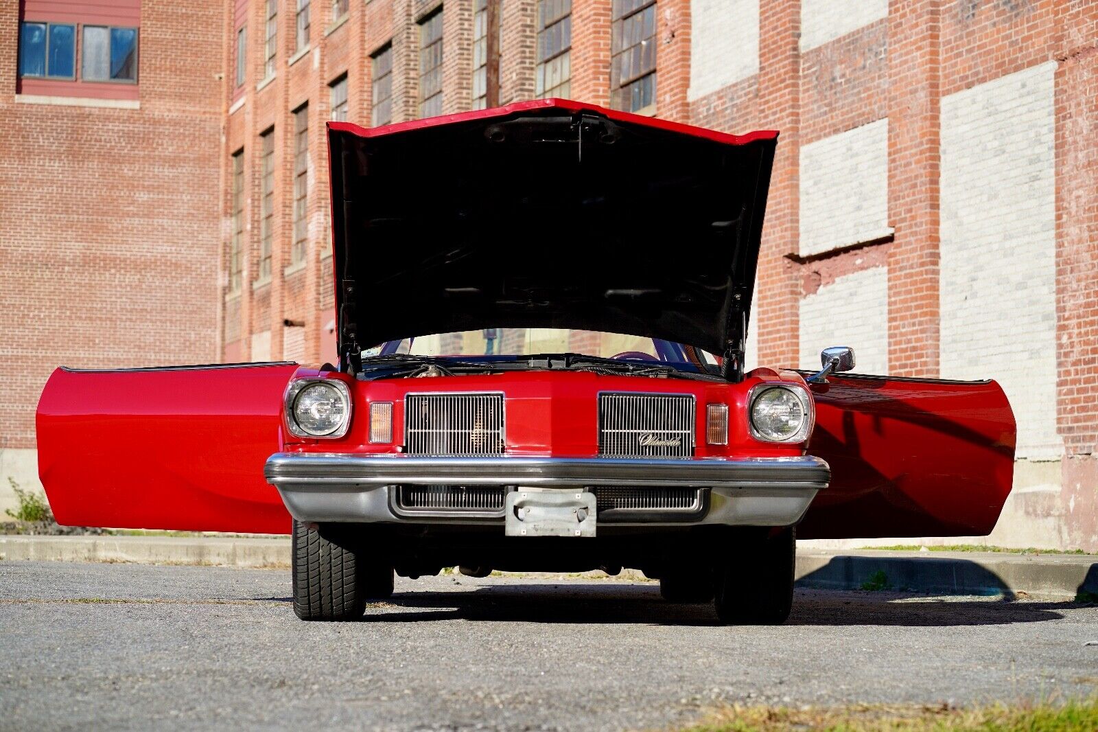 Oldsmobile-Cutlass-1974-Coupe-33