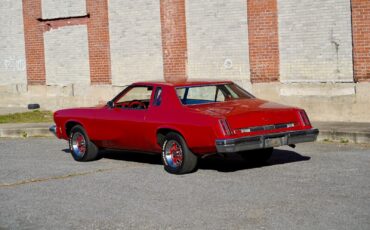 Oldsmobile-Cutlass-1974-Coupe-6