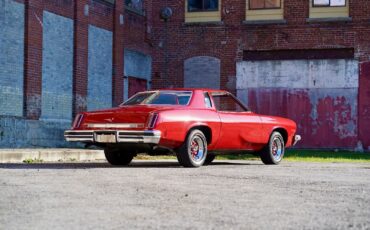 Oldsmobile-Cutlass-1974-Coupe-8