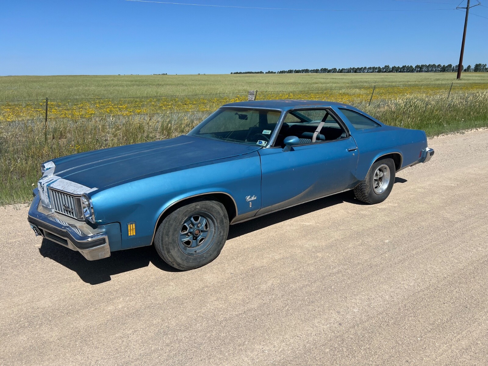 Oldsmobile Cutlass 1975 2 Doors