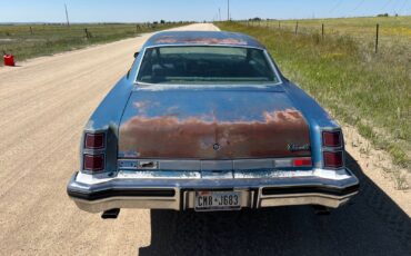 Oldsmobile-Cutlass-1975-2-Doors-3