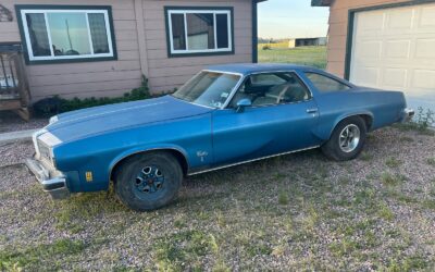 Oldsmobile Cutlass 1975 2 Doors