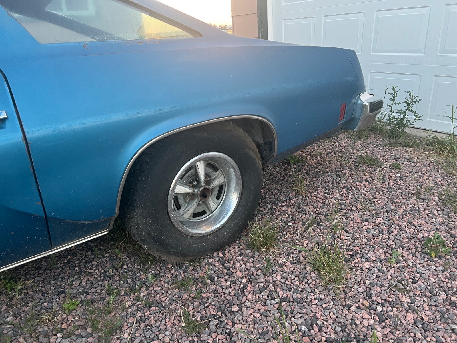 Oldsmobile-Cutlass-1975-2-Doors-5