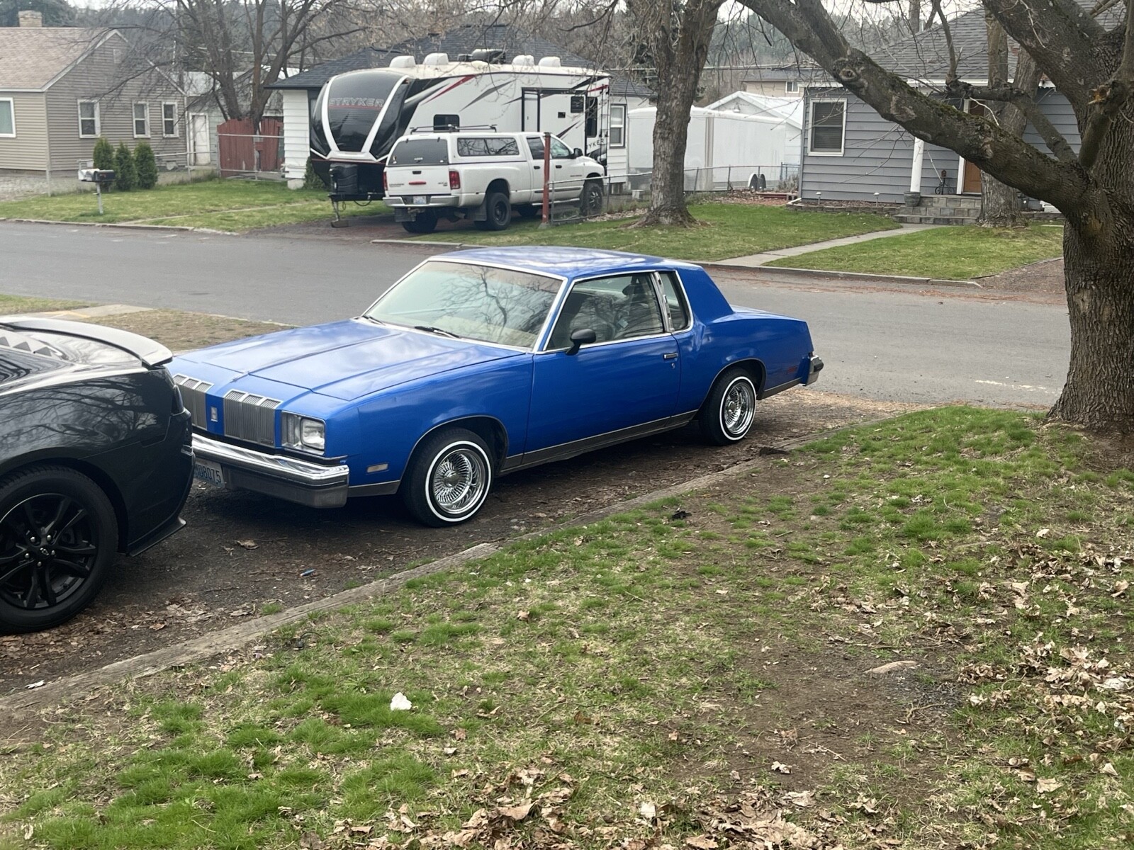 Oldsmobile-Cutlass-1978-Coupe-3