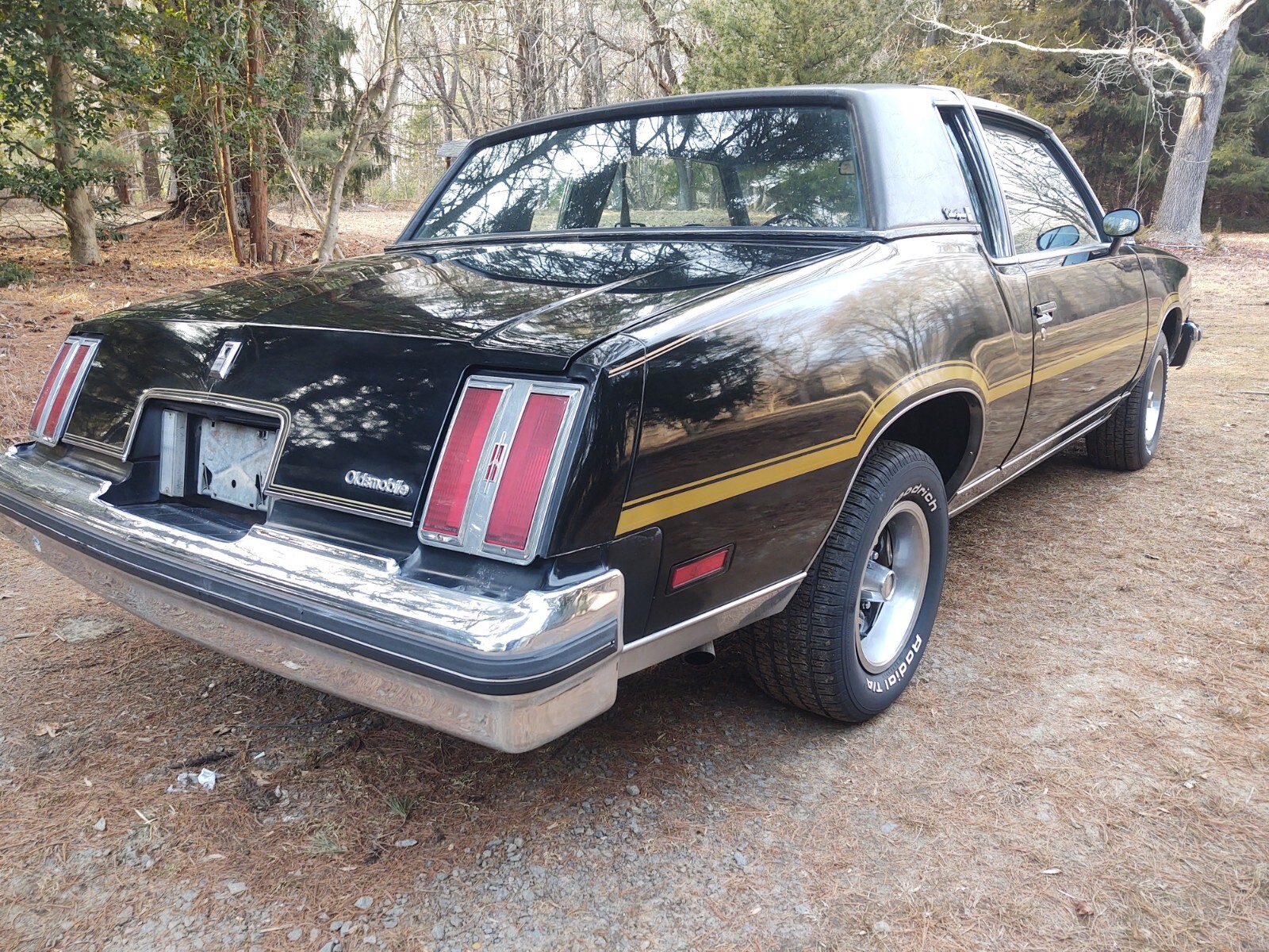 Oldsmobile-Cutlass-1978-Coupe-3
