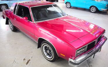 Oldsmobile-Cutlass-1980-Coupe-1