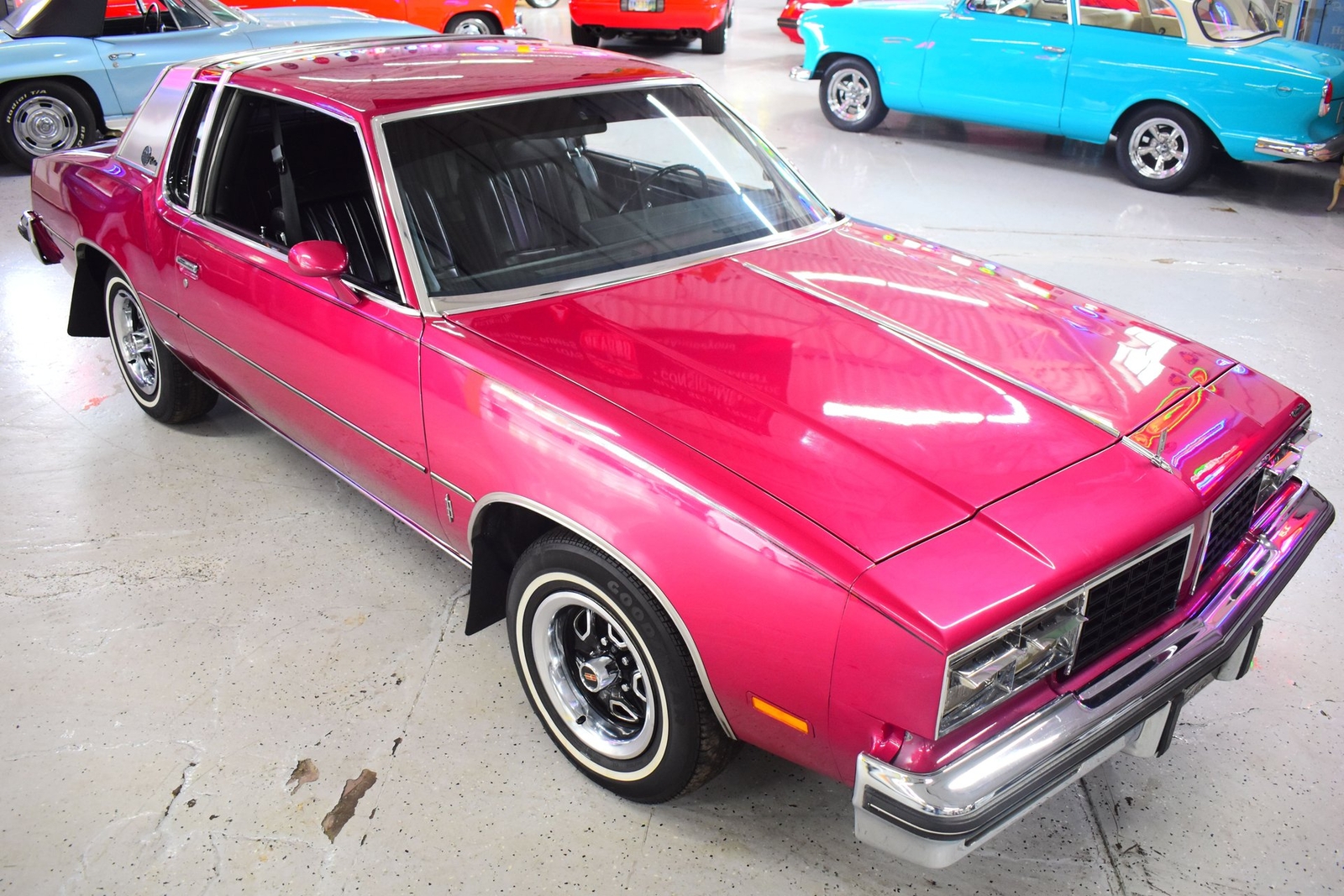 Oldsmobile-Cutlass-1980-Coupe-1