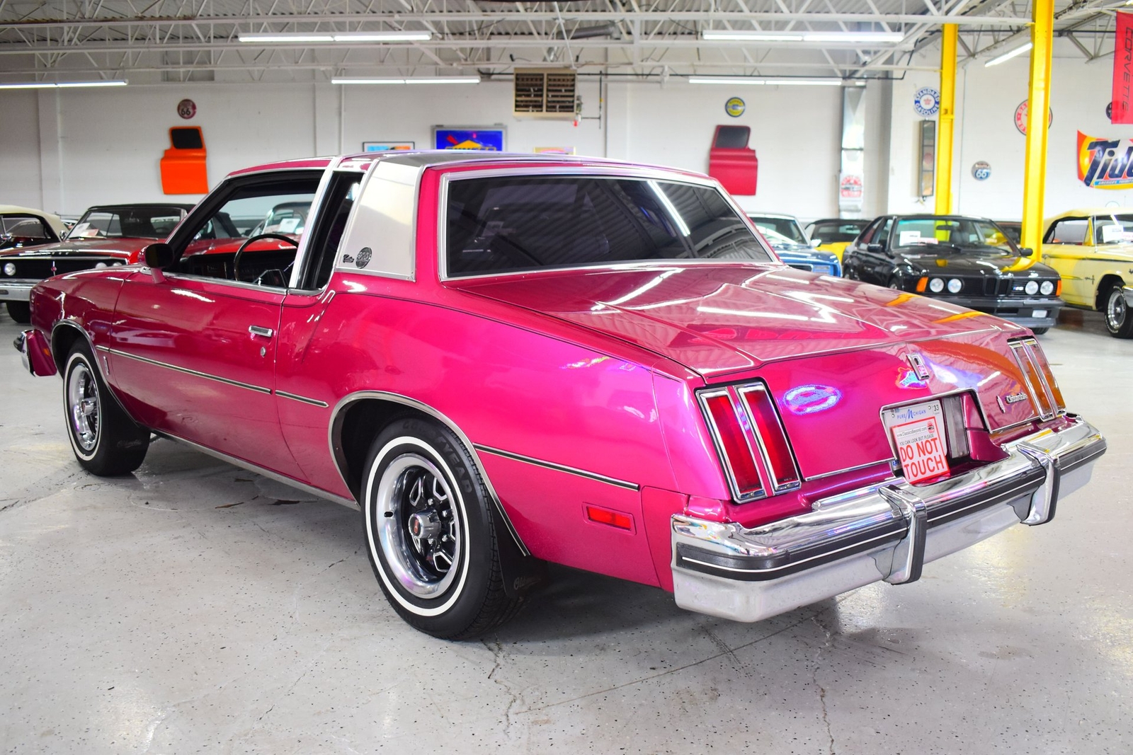 Oldsmobile-Cutlass-1980-Coupe-16